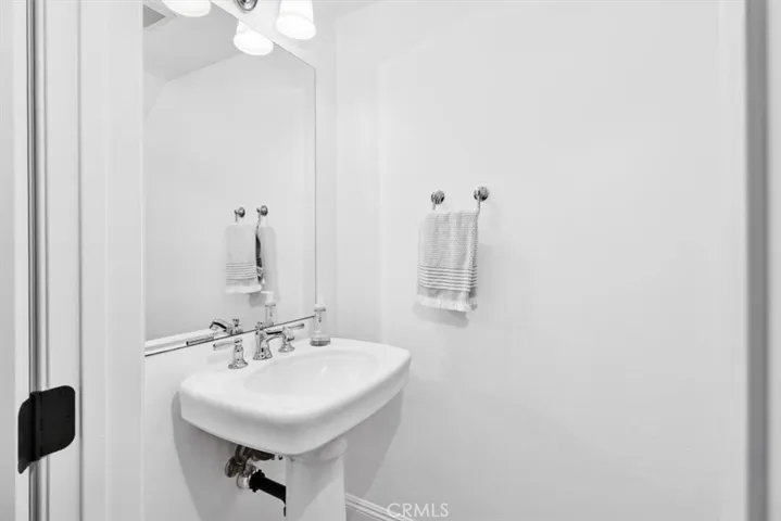 4621 Wellfleet Drive, Huntington Beach, California 92649
