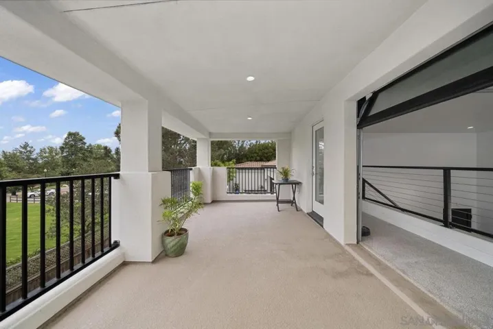 472 Arroyo Drive, Encinitas, California 92024