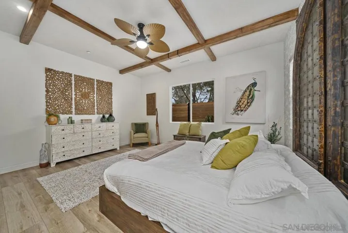 472 Arroyo Drive, Encinitas, California 92024