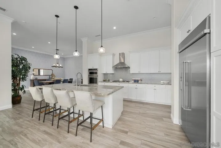 472 Arroyo Drive, Encinitas, California 92024