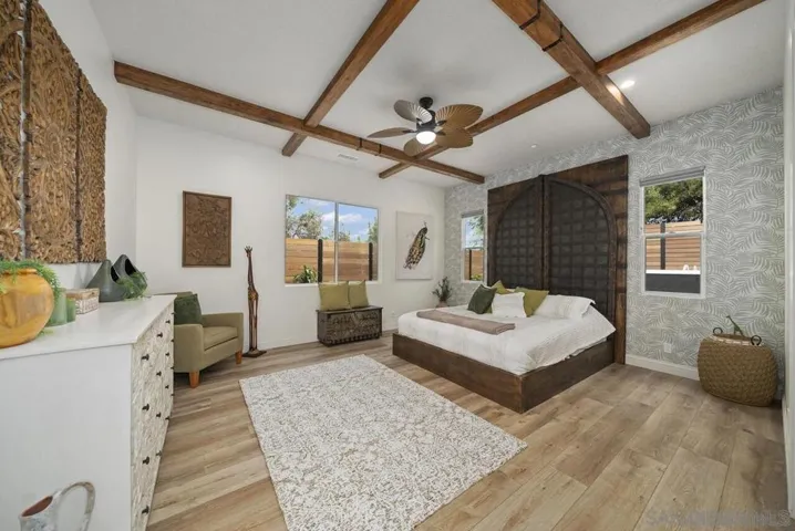 472 Arroyo Drive, Encinitas, California 92024