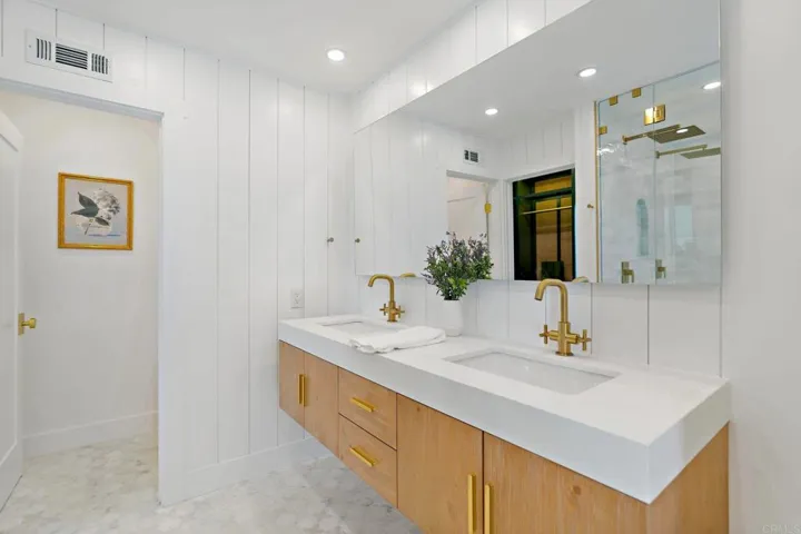 1881 Avenida Josefa, Encinitas, California 92024