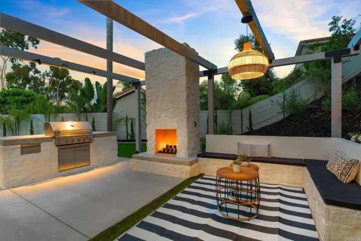 1881 Avenida Josefa, Encinitas, California 92024