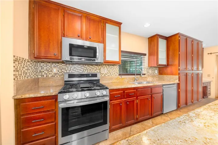1436 Willowbend Way, Beaumont, California 92223