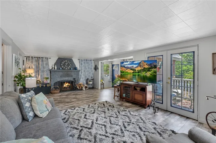 23673 Shady Lane, Crestline, California 92325