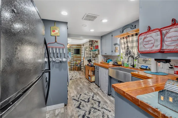 23673 Shady Lane, Crestline, California 92325