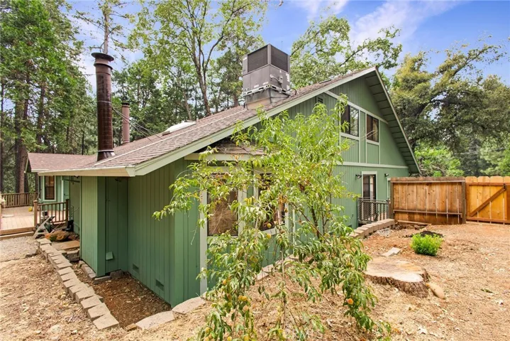 14574 Carnegie Road, Magalia, California 95954
