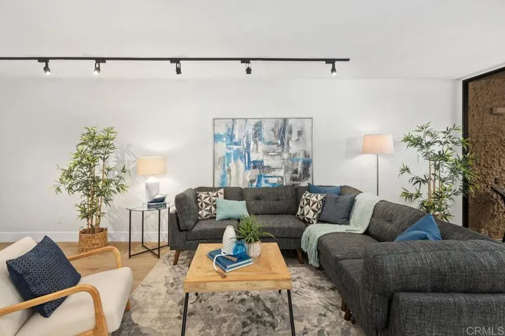 3940 Gresham Street 314, San Diego, California 92109