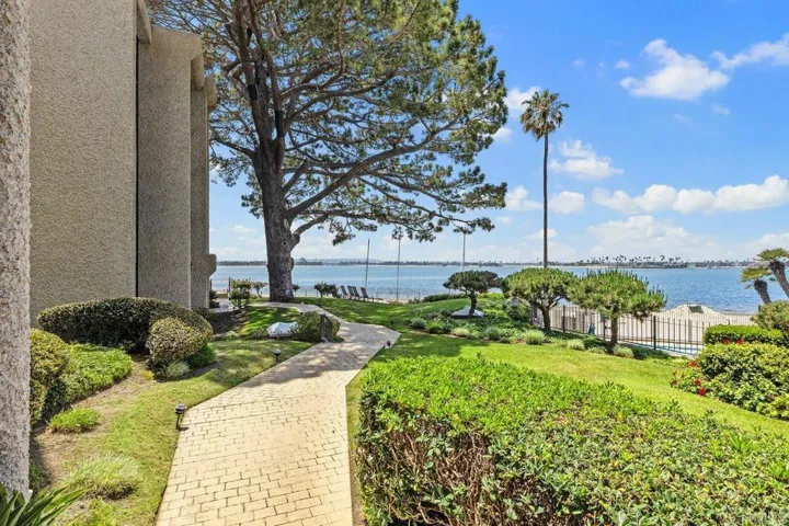 3940 Gresham Street 314, San Diego, California 92109