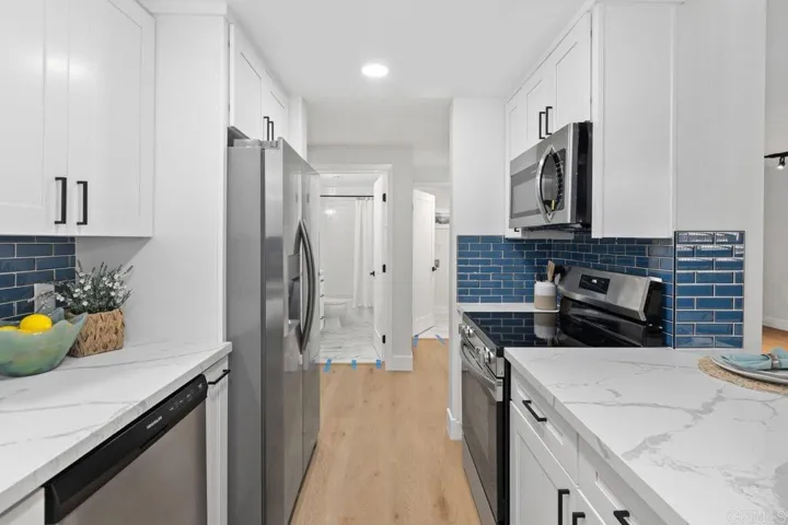 3940 Gresham Street 314, San Diego, California 92109