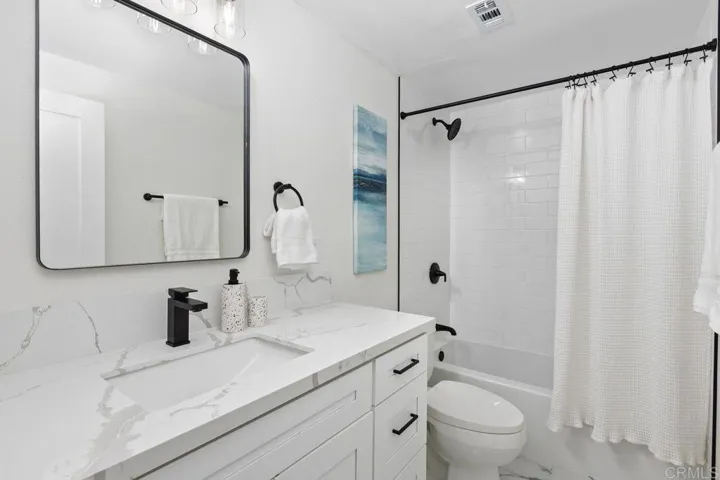 3940 Gresham Street 314, San Diego, California 92109