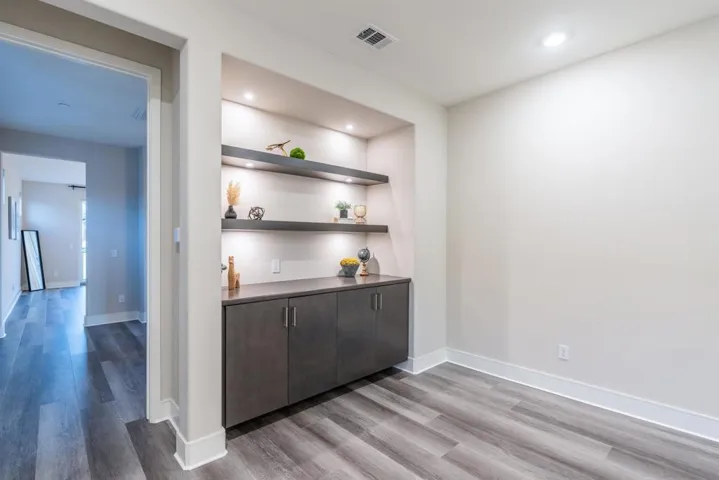 6700 Kenmar Way, San Diego, California 92130