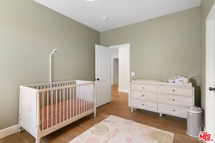 904 Blackbourne, Oak Park, California 91377