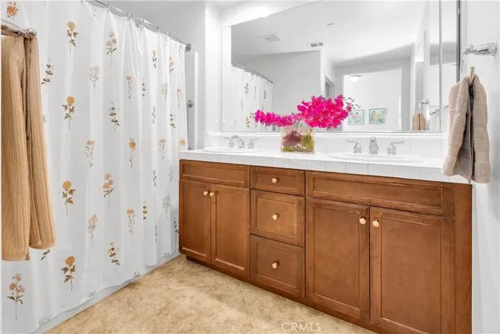 412 Silk Tree, Irvine, California 92606