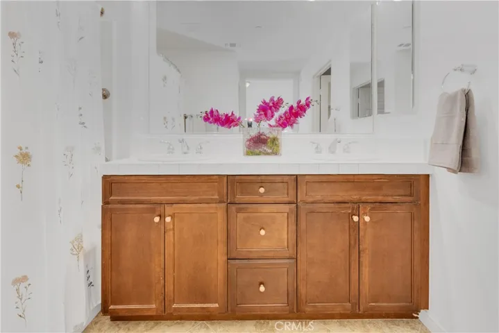 412 Silk Tree, Irvine, California 92606