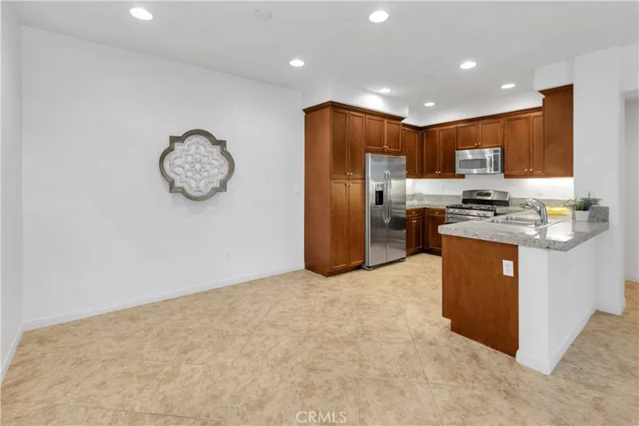 412 Silk Tree, Irvine, California 92606