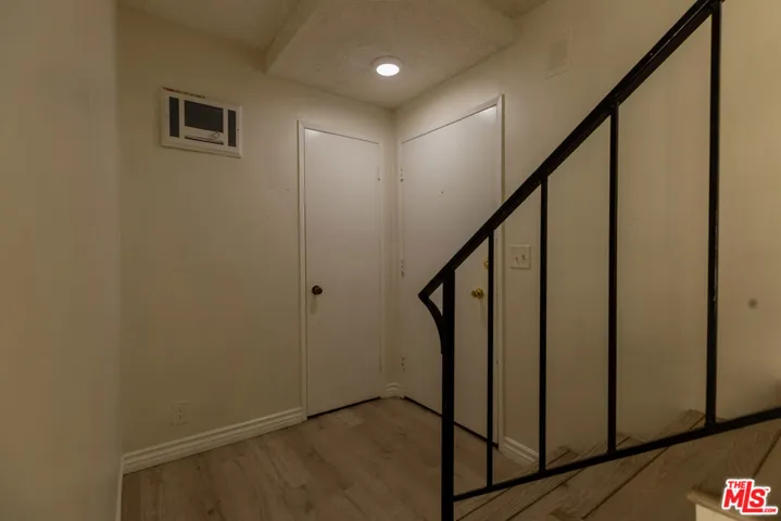 1418 S Bentley Avenue 203, Los Angeles, California 90025