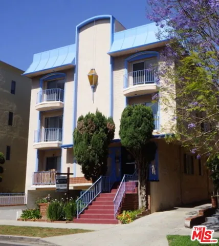 1418 S Bentley Avenue 203, Los Angeles, California 90025