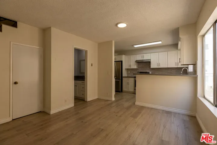 1418 S Bentley Avenue 203, Los Angeles, California 90025