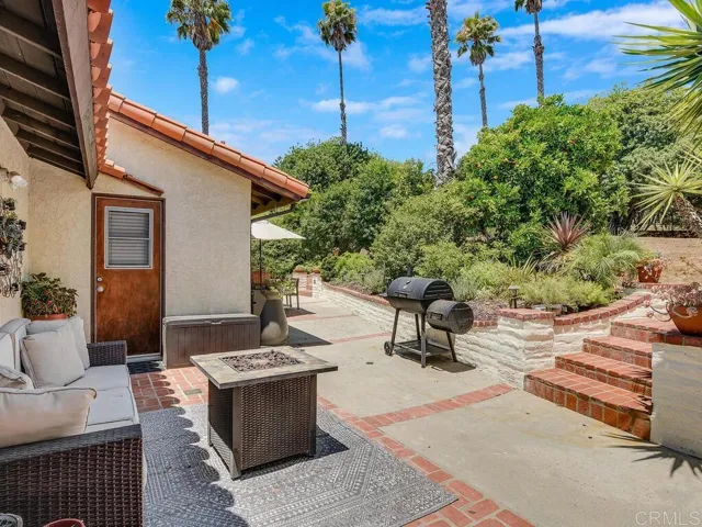 1338 Joy Road, Fallbrook, California 92028