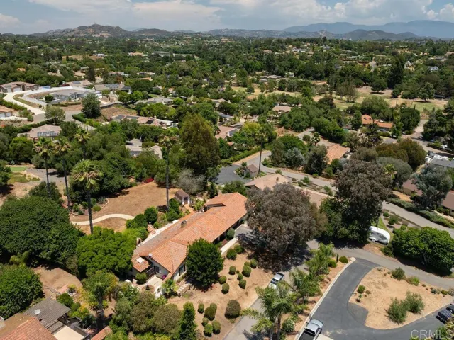 1338 Joy Road, Fallbrook, California 92028