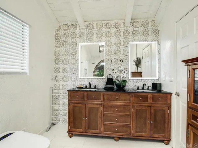 1338 Joy Road, Fallbrook, California 92028