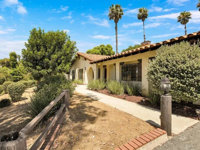1338 Joy Road, Fallbrook, California 92028