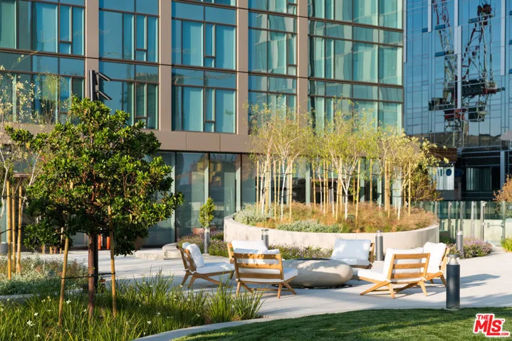 889 Francisco Street 1511, Los Angeles, California 90017