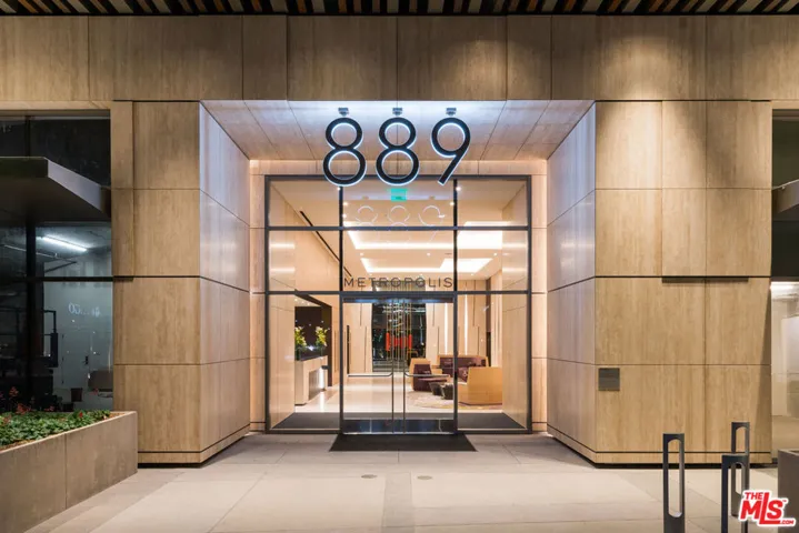 889 Francisco Street 1511, Los Angeles, California 90017