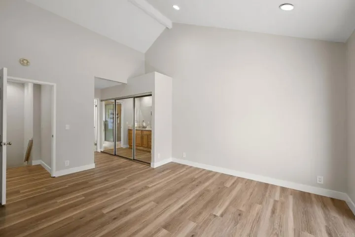 3252 Via Marin 7, La Jolla, California 92037