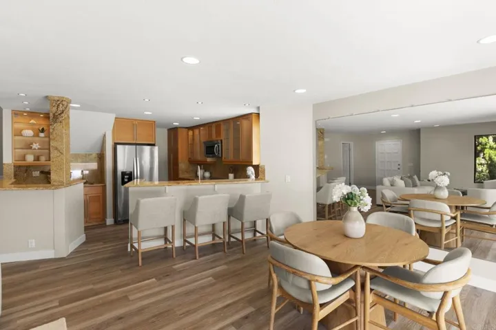 3252 Via Marin 7, La Jolla, California 92037