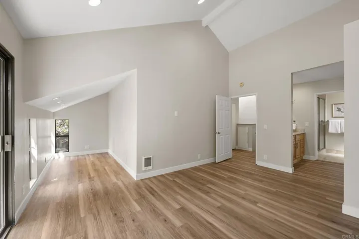 3252 Via Marin 7, La Jolla, California 92037