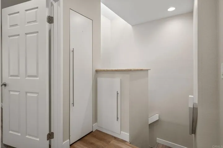 3252 Via Marin 7, La Jolla, California 92037