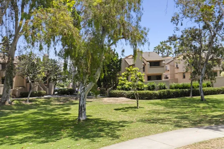 3252 Via Marin 7, La Jolla, California 92037