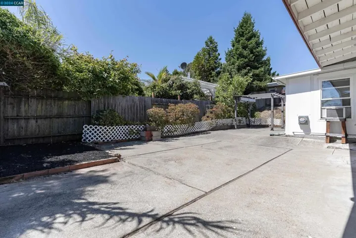 1167 Salida Way, El Sobrante, California 94803