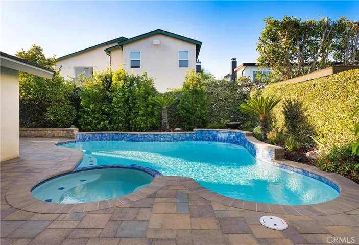 8681 Bellmead Drive, Huntington Beach, California 92646
