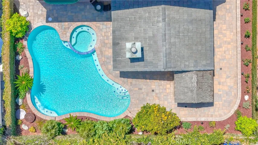 8681 Bellmead Drive, Huntington Beach, California 92646