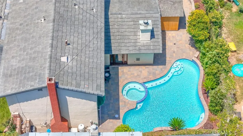 8681 Bellmead Drive, Huntington Beach, California 92646