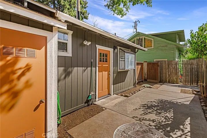 385 E 3rd Street, Chico, California 95928