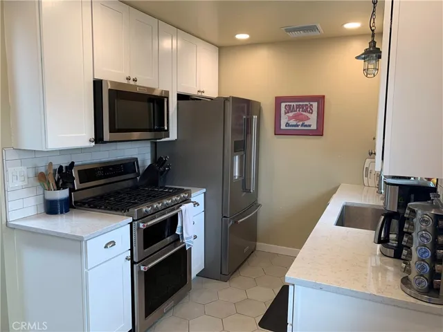 3080 Lincoln Street 18, Carlsbad, California 92008