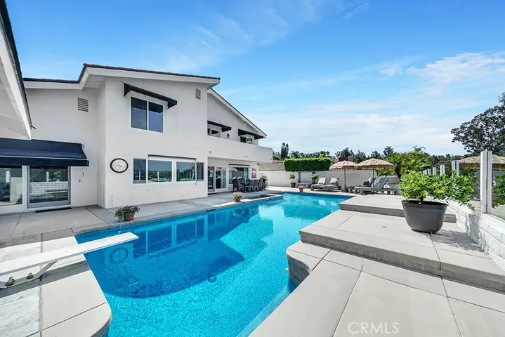 26271 La Morada Circle, Mission Viejo, California 92691