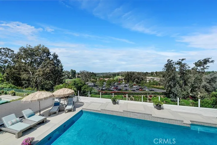26271 La Morada Circle, Mission Viejo, California 92691