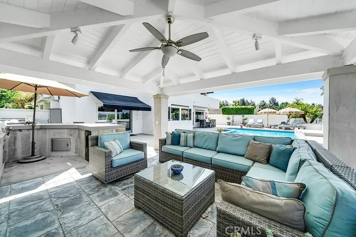 26271 La Morada Circle, Mission Viejo, California 92691