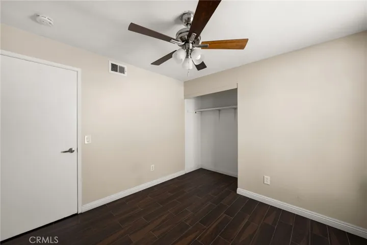 Middle Bedroom