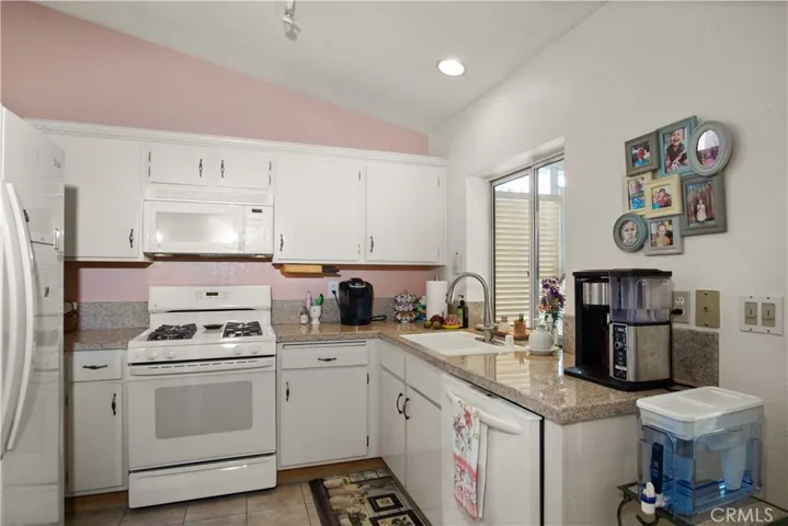 730 Alpine Street, Hemet, California 92545