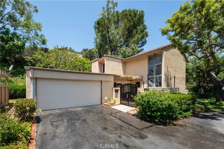 5639 E Vista Del Cerro, Anaheim Hills, California 92807