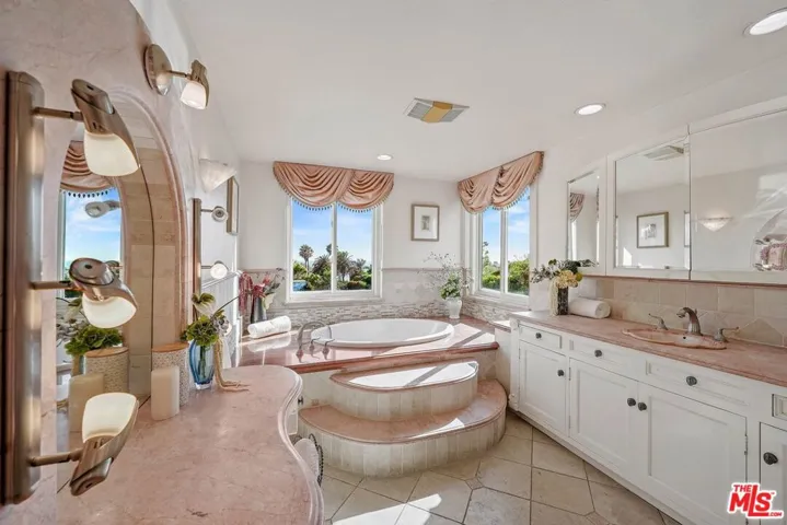 30420 Morning View Drive, Malibu, California 90265