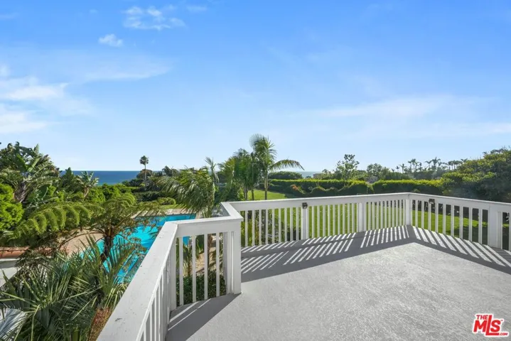 30420 Morning View Drive, Malibu, California 90265