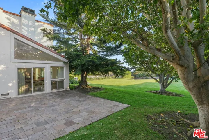 30420 Morning View Drive, Malibu, California 90265
