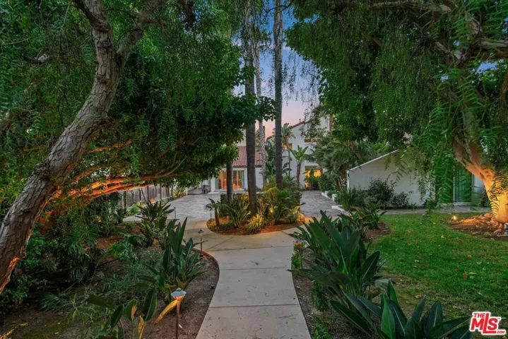 30420 Morning View Drive, Malibu, California 90265